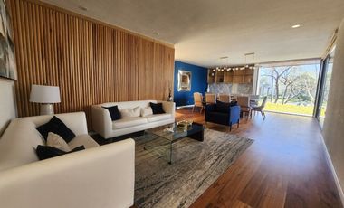 Casa en venta, 3 niveles con terraza,Jurica