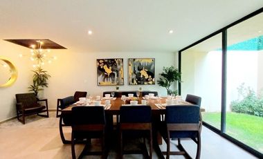 CASA EN VENTA en Zibatá, de 3 recámaras y roof garden