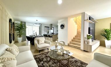 CASA EN VENTA CON AMENIDADES, EN ZIBATÁ, QUÉRERARO