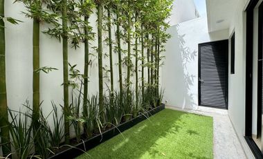 CASA EN VENTA CON AMENIDADES, EN ZIBATÁ, QUÉRERARO