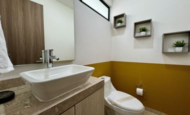 CASA EN VENTA CON AMENIDADES, EN ZIBATÁ, QUÉRERARO