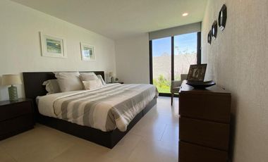 VENTA DE DEPARTAMENTO CON AMPLIO JARDÍN EN ZARÚ