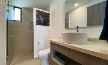 VENTA DE DEPARTAMENTO CON AMPLIO JARDÍN EN ZARÚ