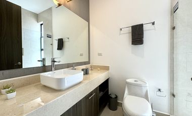 CASA EN VENTA CON RECÁMARA EN PLANTA BAJA Y SÓTANO EN ZIBATÁ, QUERÉTARO