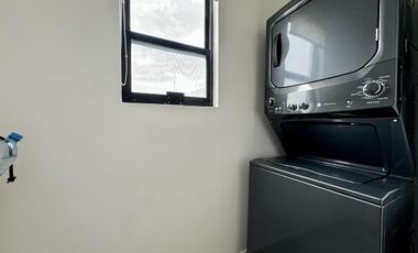 CASA EN VENTA CON RECÁMARA EN PLANTA BAJA Y SÓTANO EN ZIBATÁ, QUERÉTARO