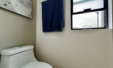 CASA EN VENTA, HABITACIONES AMPLIAS, ZIBATÁ, QUÉRETARO