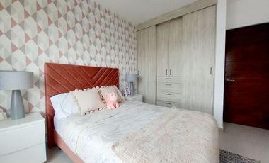 CASA EN VENTA EN ZIBATÁ, con jardín y roof garde