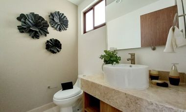 CASA EN VENTA EN ZIBATÁ, QUERÉTARO, con cochera techada para dos autos