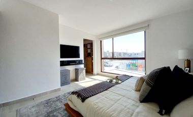 CASA EN VENTA EN ZIBATÁ, QUERÉTARO, con cochera techada para dos autos