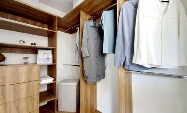 CASA EN VENTA EN ZIBATÁ, QUERÉTARO, 3 recámaras y estudio, excelentes amenidades