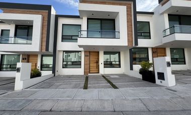 CASA EN VENTA EN NUEVO REFUGIO, QUERÉTARO