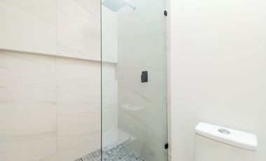 CASA EN VENTA EN ZIBATÁ Querétaro, con opción a recámara en planta baja y jardín