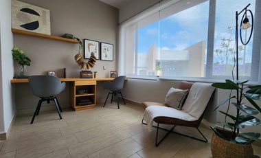 VENTA DE CASA EN ZIBATÁ, con opción a cuarta recámara en planta baja