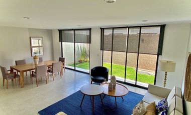 CASA EN VENTA EN ZIBATÁ, con opción a recamara en planta baja