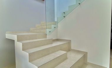 CASA EN VENTA EN ZIBATÁ, con opción a recamara en planta baja