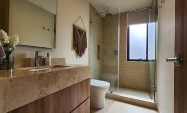 CASA EN VENTA EN ZIBATÁ, Qro., estudio con opción a recámara en planta baja