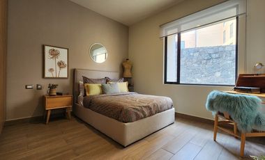 CASA EN VENTA EN ZIBATÁ, Qro., estudio con opción a recámara en planta baja