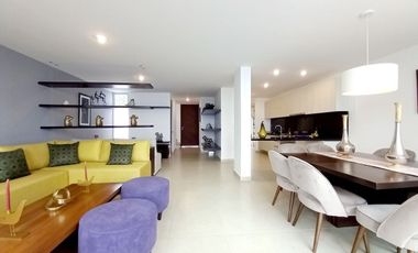 CASA EN VENTA EN ZIBATÁ, Querétaro, con roof garde, jardín y cuarto de servicio
