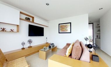 CASA EN VENTA EN ZIBATÁ, Querétaro, con roof garde, jardín y cuarto de servicio