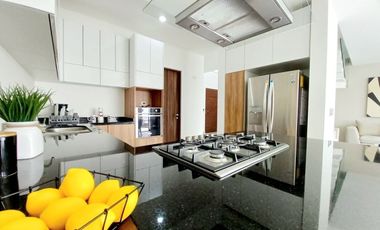 CASA EN VENTA EN NUEVO REFUGIO, Querétaro, con roof garden y cuarto de servicio