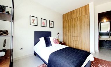 CASA EN VENTA EN NUEVO REFUGIO, Querétaro, con roof garden y cuarto de servicio