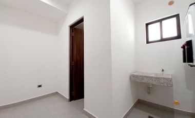 CASA EN VENTA EN NUEVO REFUGIO, Querétaro, con roof garden y cuarto de servicio