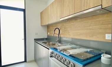 CASA EN VENTA EN ZIBATÁ, estudio, bar y jardín