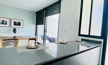 CASA EN VENTA EN ZIBATÁ, estudio, bar y jardín