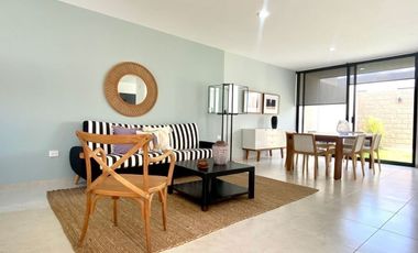 CASA EN VENTA EN ZIBATÁ, estudio, bar y jardín