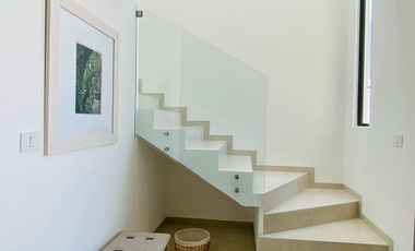 CASA EN VENTA EN ZIBATÁ, estudio, bar y jardín