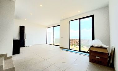 CASA EN VENTA EN ZIBATÁ, con vistas espectaculares