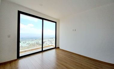 CASA EN VENTA EN ZIBATÁ, con vistas espectaculares