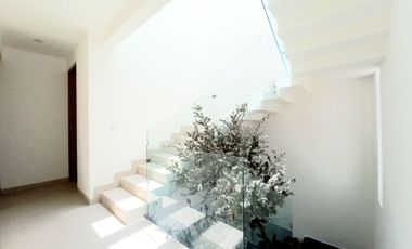 CASA EN VENTA EN ZIBATÁ, con vistas espectaculares