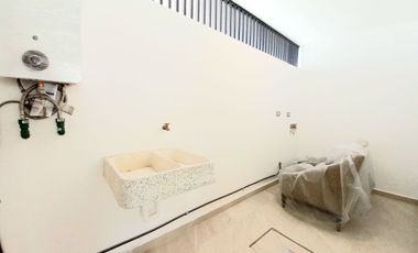 CASA EN RENTA EN ZIBATÁ. QRO. De 3 recámaras, con opción a 4