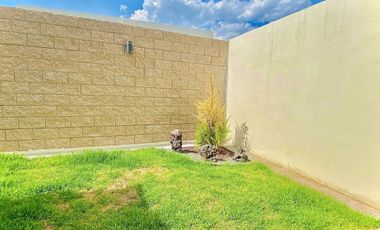 CASA EN VENTA EN ZIBATÁ, con opción a recámara en planta baja