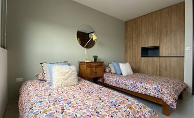 CASA EN VENTA EN ZIBATÁ, cocina separada, terraza y jardín