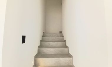 CASA EN VENTA EN ZIBATÁ, Querétaro, con opción a recámara en planta baja