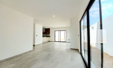 CASA EN VENTA EN ZIBATÁ, Querétaro, con opción a recámara en planta baja