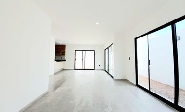 CASA EN VENTA EN ZIBATÁ, Querétaro, con opción a recámara en planta baja
