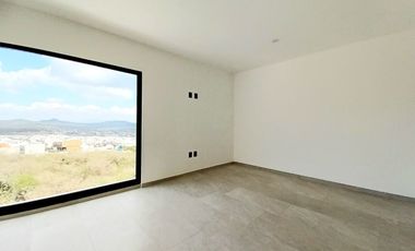CASA EN VENTA EN ZIBATÁ, Querétaro, con opción a recámara en planta baja