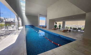 Casa en venta, 3 niveles estilo Townhouse,Jurica