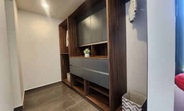 Casa en venta, 3 niveles estilo Townhouse,Jurica