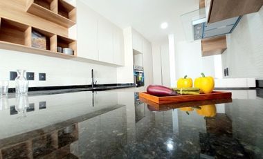 CASA EN VENTA EN ZIBATÁ, Querétaro, con opción a cuarta recámara en planta baja