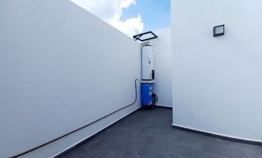 CASA EN VENTA EN ZIBATÁ, Querétaro, con opción a cuarta recámara en planta baja