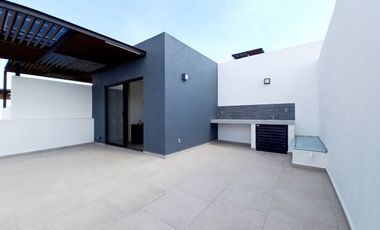 CASA EN VENTA EN ZIBATÁ, Querétaro, con opción a cuarta recámara en planta baja