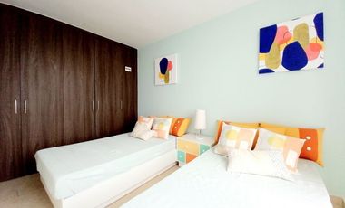 CASA EN VENTA EN ZIBATÁ, Querétaro, con roof garden y jardín