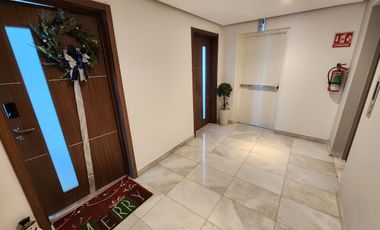 DEPARTAMENTO  EN VENTA EN JURIQUILLA TOWERS, EN ESQUINA