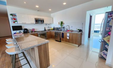 DEPARTAMENTO  EN VENTA EN JURIQUILLA TOWERS, EN ESQUINA