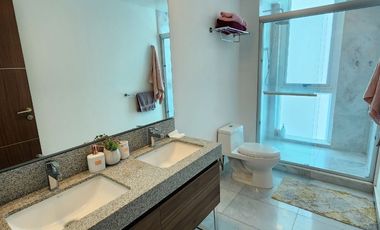 DEPARTAMENTO  EN VENTA EN JURIQUILLA TOWERS, EN ESQUINA