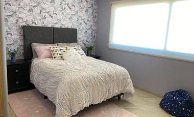 CASA EN VENTA, Zibatá, Querétaro, 3 recámaras y amplio jardín